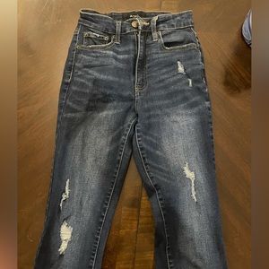 Aeropostale High Waisted Stretchy Jeans